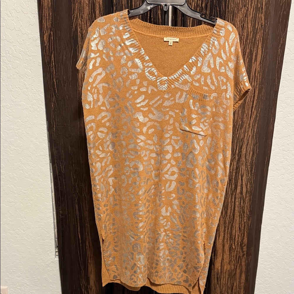 JODIFL Metallic Leopard Knit Tunic in Tan and Silver